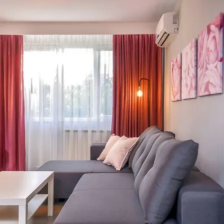 Apartment Rose One Bedroom Designer In Centre By Flat Mаnager *