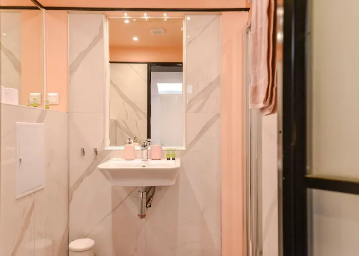 Appartamento Rosé One Bedroom Designer In Centre By Flat Mаnager Sofia