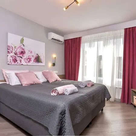 Rosé One Bedroom Designer In Centre By Flat Mаnager Appartement *